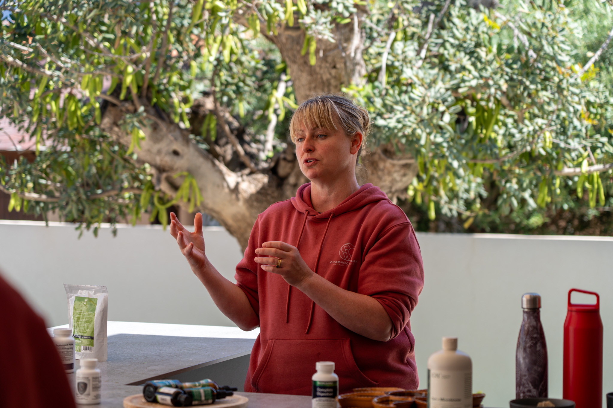 Join Niki CHARNOCK
